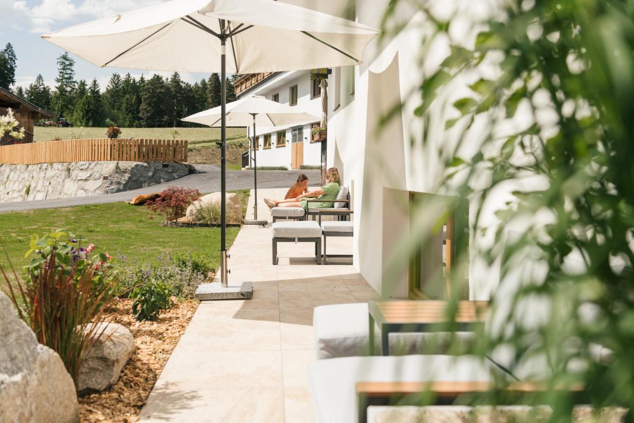 Edenhauserhof Neu Gotzens Eksteriør billede