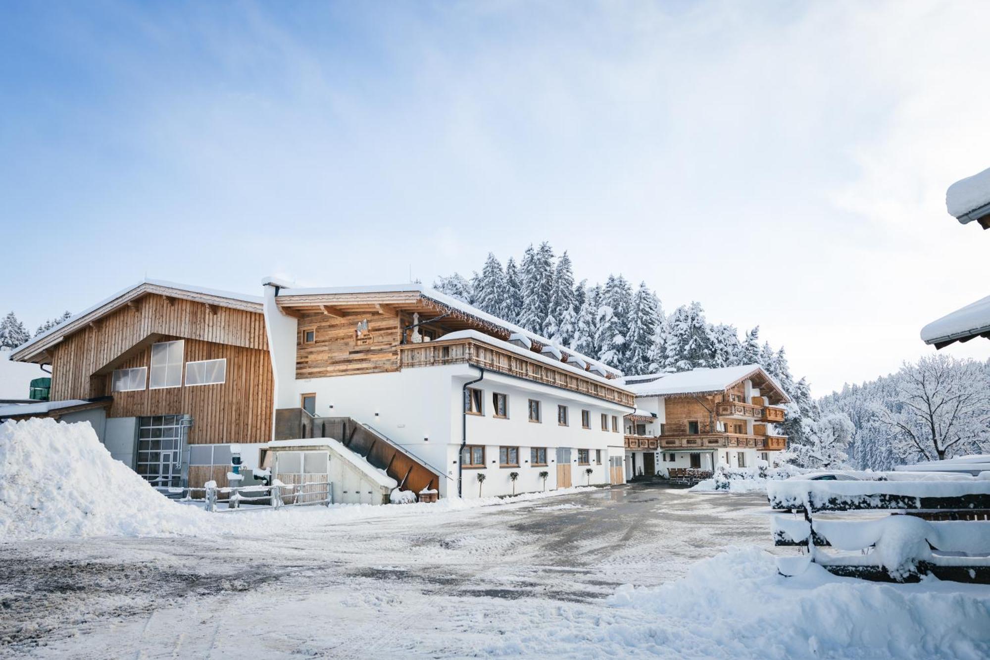 Edenhauserhof Neu Gotzens Eksteriør billede