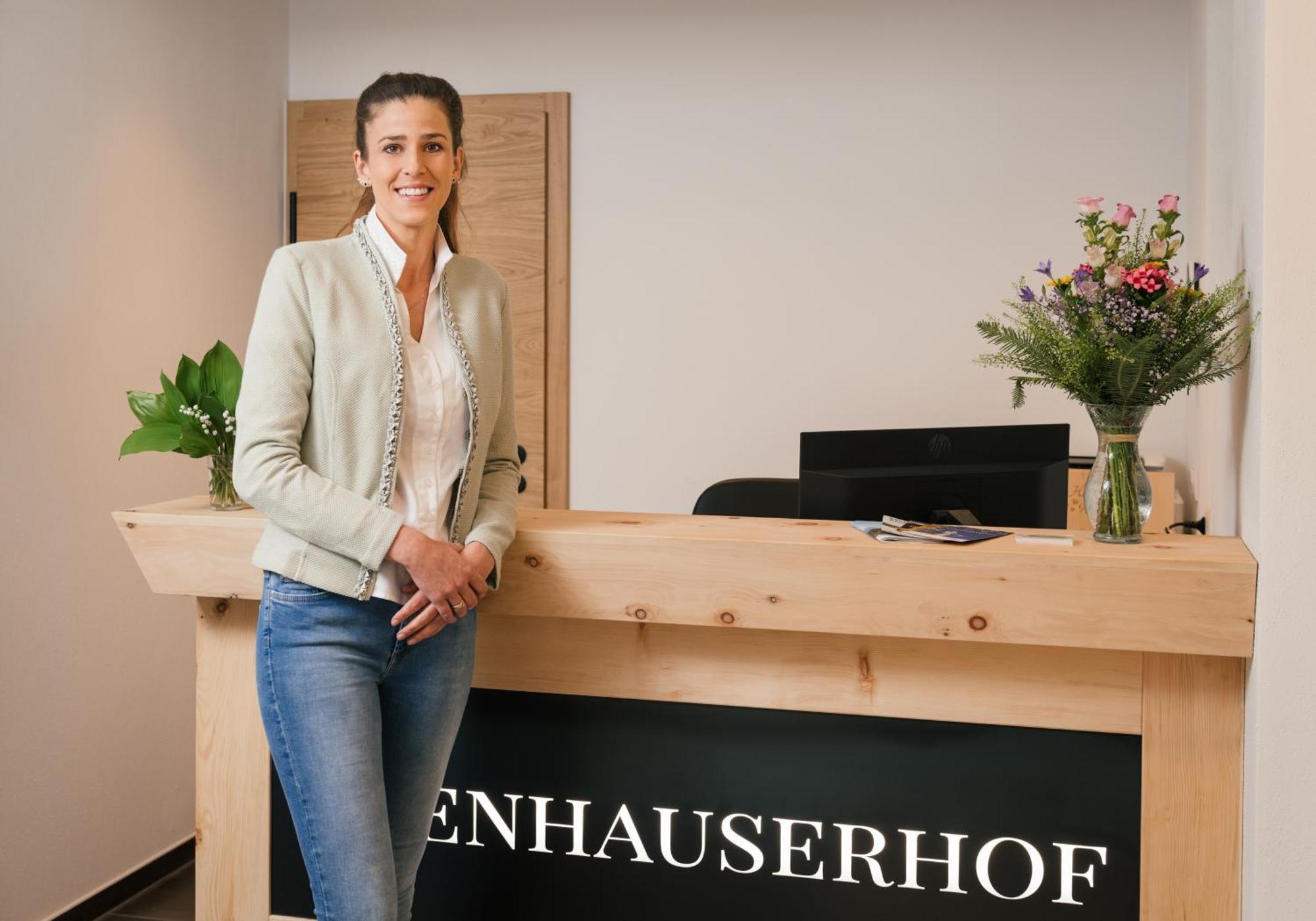 Edenhauserhof Neu Gotzens Eksteriør billede